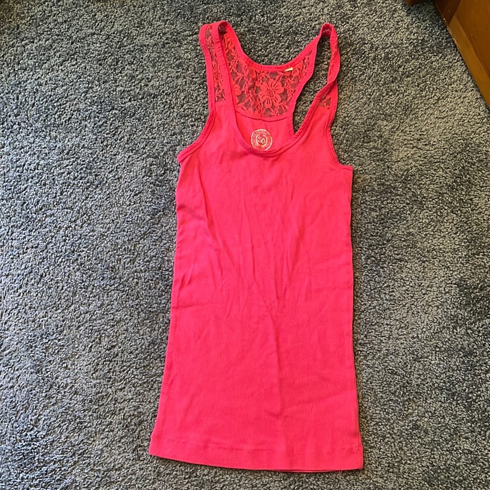 Pink tank with lace